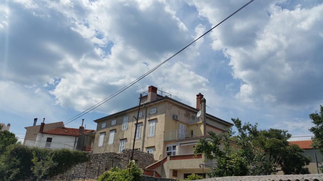 Apartment Palazzo Sare Vrbnik Kültér fotó