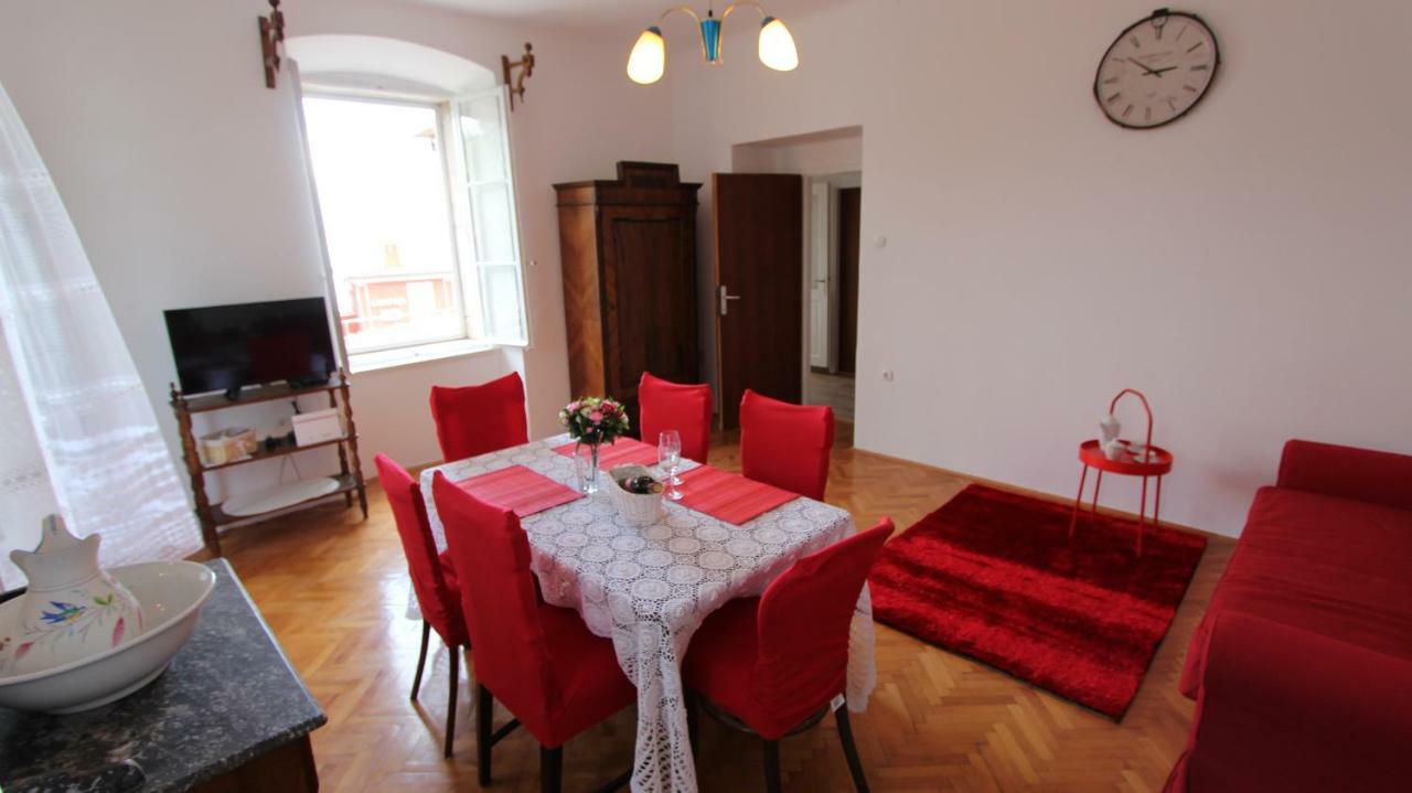 Apartment Palazzo Sare Vrbnik Kültér fotó