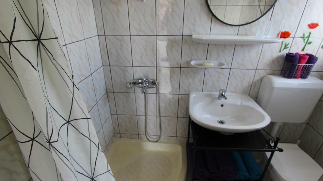 Apartment Palazzo Sare Vrbnik Kültér fotó