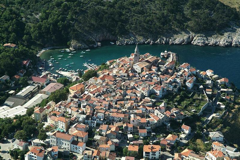Apartment Palazzo Sare Vrbnik Kültér fotó